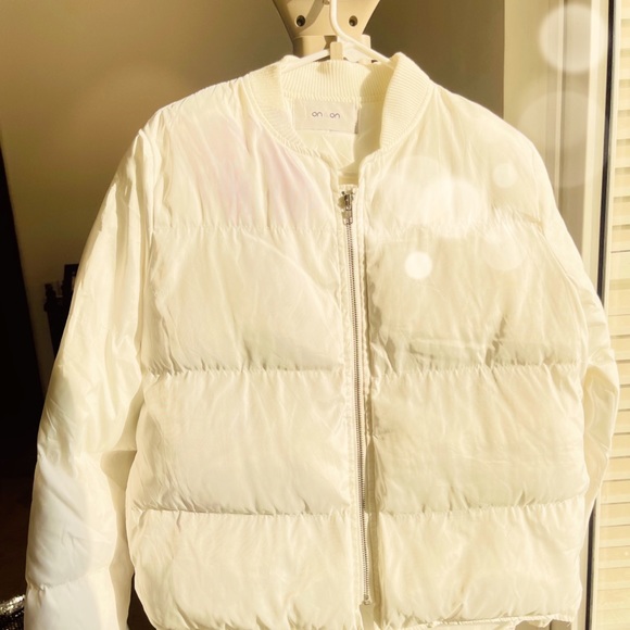 Jackets & Blazers - White puffer jacket unisex
